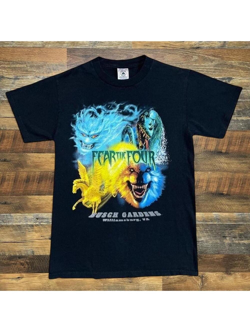 Vintage Busch Gardens Virginia Amusement Park “Fear The Four” Shirt Small.